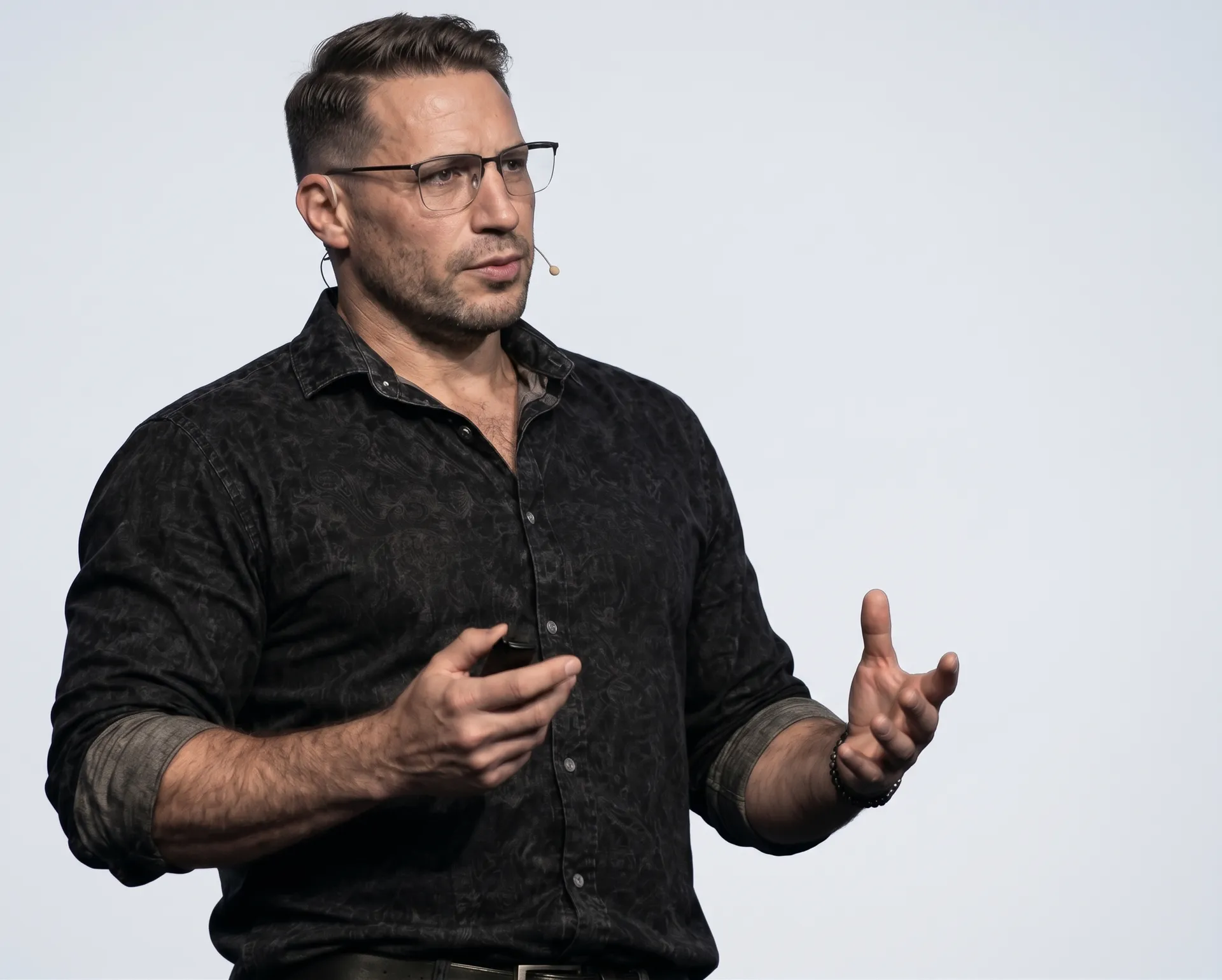 PEOPLE – Founder & CEO